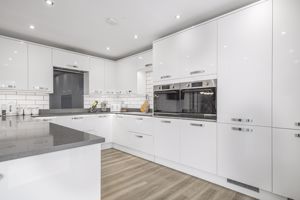 Photo 25- click for photo gallery